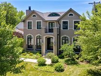 CUSTOM SOPHISTICATED AND STYLISH HOME