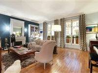 LOVELY APARTMENT OOZING WITH CHARACTER IN THE CAPITAL’S PRESTIGIOUS 16TH DISTRICT