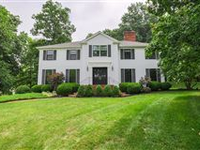 GORGEOUS HOME IN A PERFECT LOCATION