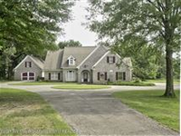 LUXURY LAKE CORMORANT FARM ESTATE WITH GUEST COTTAGE