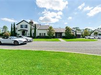 A MAGNIFICENT CUSTOM HOME