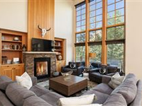 PEACEFUL BEAVER CREEK RESIDENCE