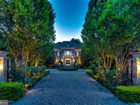 GRAND ESTATE IN AMAZING SETTING