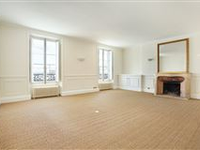 LUXURY LIVING IN A BEAUTIFUL 18TH CENTURY PRIVATE MANSION