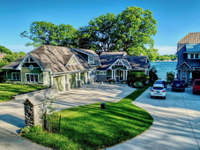 CUSTOM BUILT HOME ON DIAMOND LAKE