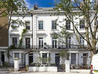 BEAUTIFULLY PRESENTED HOME WITH EXCELLENT SPACE