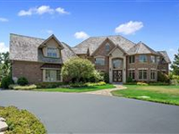 PRAIRIE TRAILS CUSTOM HOME WITH POOL