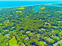 EXCEPTIONAL HOME IN EAST HAMPTON VILLAGE ESTATE SECTION