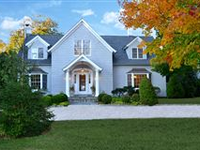 ATTRACTIVE AND COZY HOME