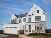BRIGHT AND MODERN HOME LOCATED IN CEDAR CREEK