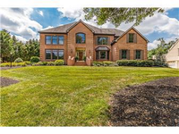 GEORGIAN HOME IN WESTOVER HILLS