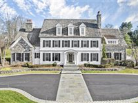 STRIKING STONE AND SHINGLE GEORGIAN COLONIAL