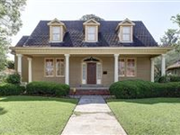 A BEAUTIFUL AND CLASSIC HOME