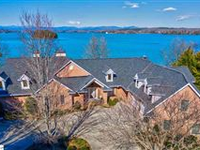 BIG SWEEPING LAKE KEOWEE AND MOUNTAIN VIEWS