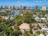 OVERSIZED WATERFRONT HOMESITE