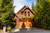 THOUGHTFULLY CRAFTED LOG HOME IN WHISTLER 