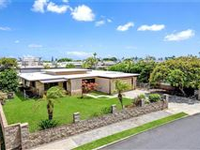 BEAUTIFUL AINA HAINA ONE-STORY BRICK ESTATE