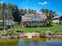 SENSATIONAL LAKE WISCONSIN LIVING