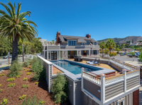 INCREDIBLE CUSTOM-BUILT OCEAN HOME