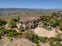 BREATHTAKINGLY BEAUTIFUL CUSTOM HOME