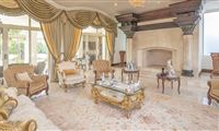 CARIARI COLLECTION ESTATE
