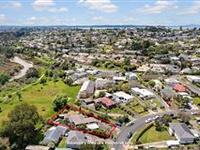 BEAUTIFUL COLETTA ESPLANADE RESERVE PROPERTY