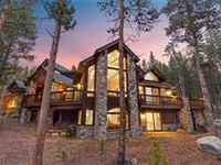 JAW-DROPPING VIEWS IN DESIRABLE HIGHLANDS AT BRECKENRIDGE