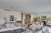 IMMACULATE BRIGHT AND SUNNY APARTMENT