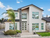 IMPRESSIVE AND PEACEFUL HOME