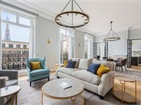 SOUTH-FACING APARTMENT IN EXCELLENT CONDITION