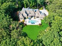 STUNNING CUSTOM BUILT ESTATE