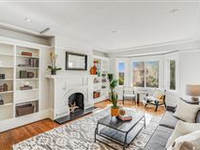 COZY CRAFTSMAN IN IDEAL LOCATION