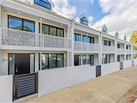 A STUNNING TOWNHOUSE