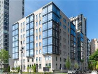 SUNNY ARCHITECT-DESIGNED BOUTIQUE TOWNHOME IN GOLD COAST