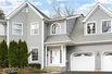 ELEGANT TURN-KEY MODERN TOWNHOUSE IN THE HEART OF DOWNTOWN