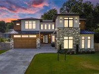 FRESH, CONTEMPORARY NEW CONSTRUCTION