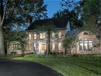 PRESTIGIOUS GATED ENCLAVE OF SHEFFIELD ESTATES