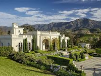 GRAND 18 ACRE MULTIFACETED ESTATE