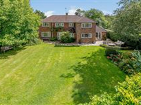 SPACIOUS FAMILY HOME IN SECLUDED RURAL SETTING