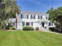 SPARKLING, LIGHT FILLED COLONIAL