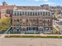 HIDDEN GEM PENTHOUSE SUITE NEAR DOWNTOWN DETROIT