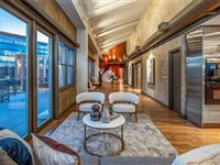 NEW YORK STYLE PENTHOUSE AT ONE WYNKOOP PLAZA