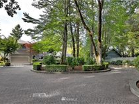 LUXURY CONDO AT TACOMA COUNTRY AND GOLF CLUB