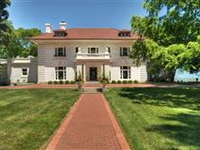 MAGNIFICENT LAKEFRONT ESTATE