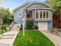ULTRA CHARMING TRADITIONAL HOME
