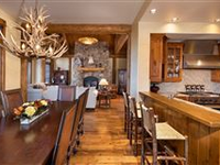 COMFORTABLE YET SPACIOUS PRIVATE CORNER RESIDENCE
