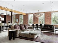 EXQUISITE RECENTLY RENOVATED SOHO LOFT