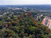 PRIME LOCATION FOR A PRIVATE ESTATE