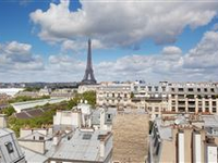PANORAMIC VIEWS OVER PARIS