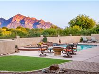 IMPECCABLE CONTEMPORARY HOME WITH AMAZING CATALINA MOUNTAIN VIEWS